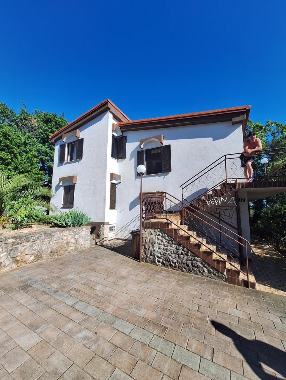 Krk Apartmani Pepina Пинезичи Экстерьер фото